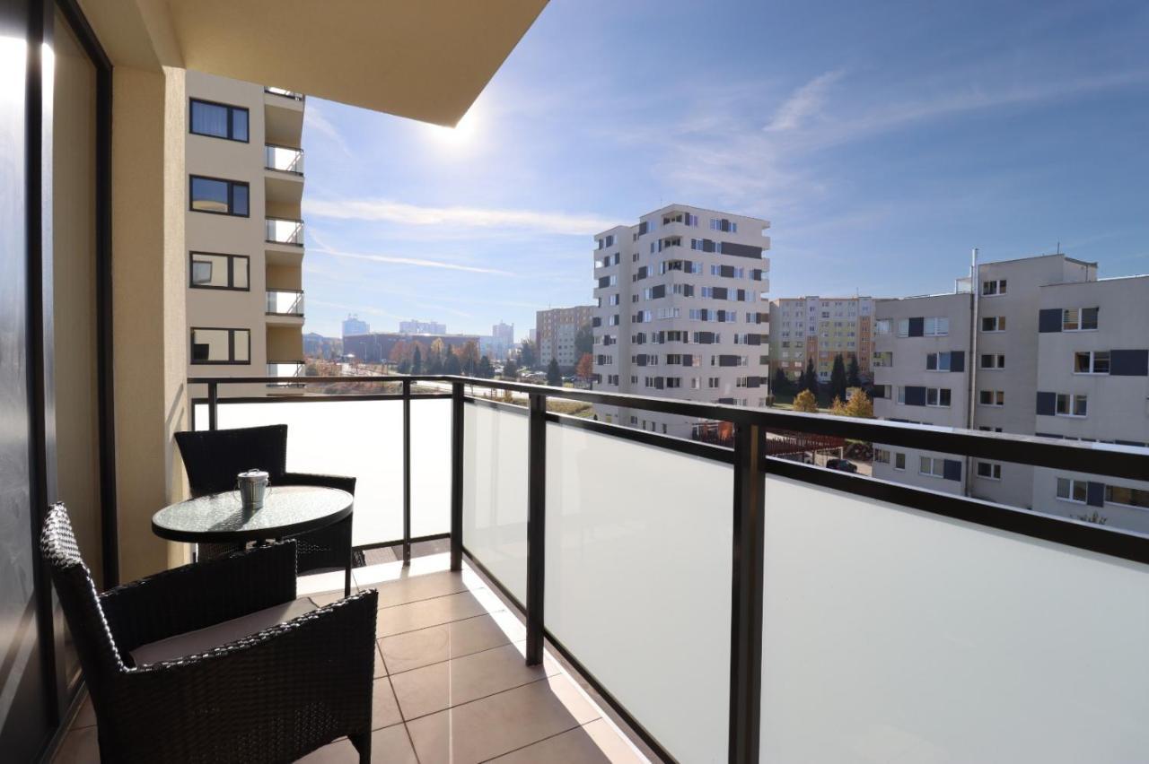 Mbv28 Apartments Попрад Екстер'єр фото